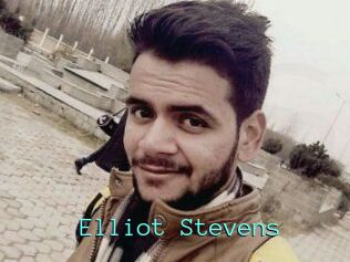 Elliot_Stevens