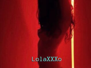 LolaXXXo