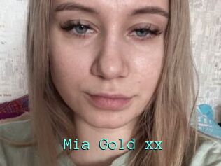 Mia_Gold_xx