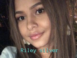 Riley_silver